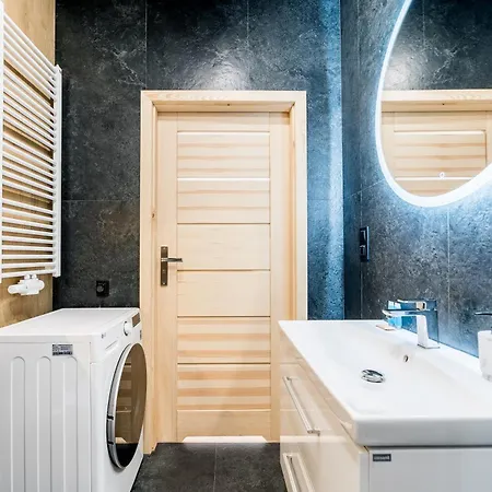 Hawelanska 25 Superior By Bookinghost * Posen